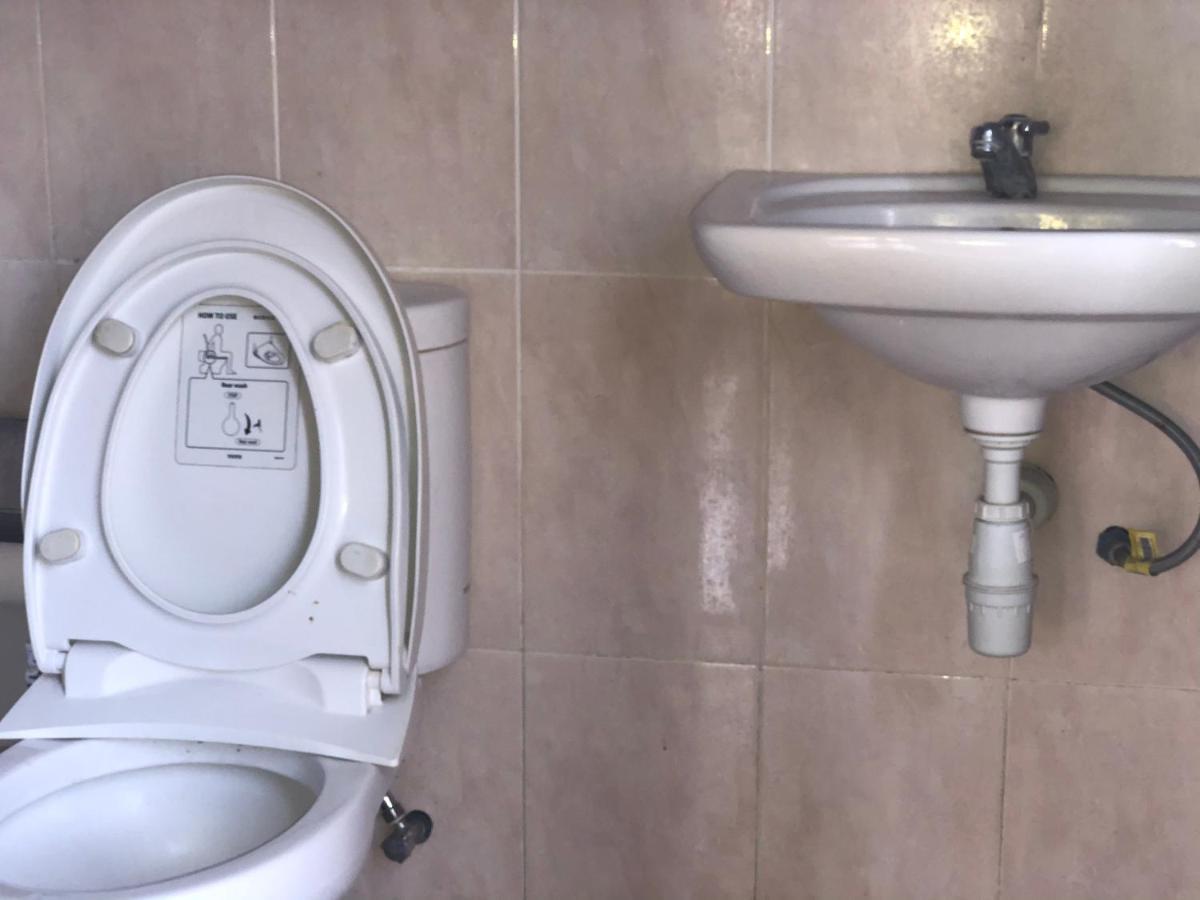 Tira Amed Homestay エクステリア 写真