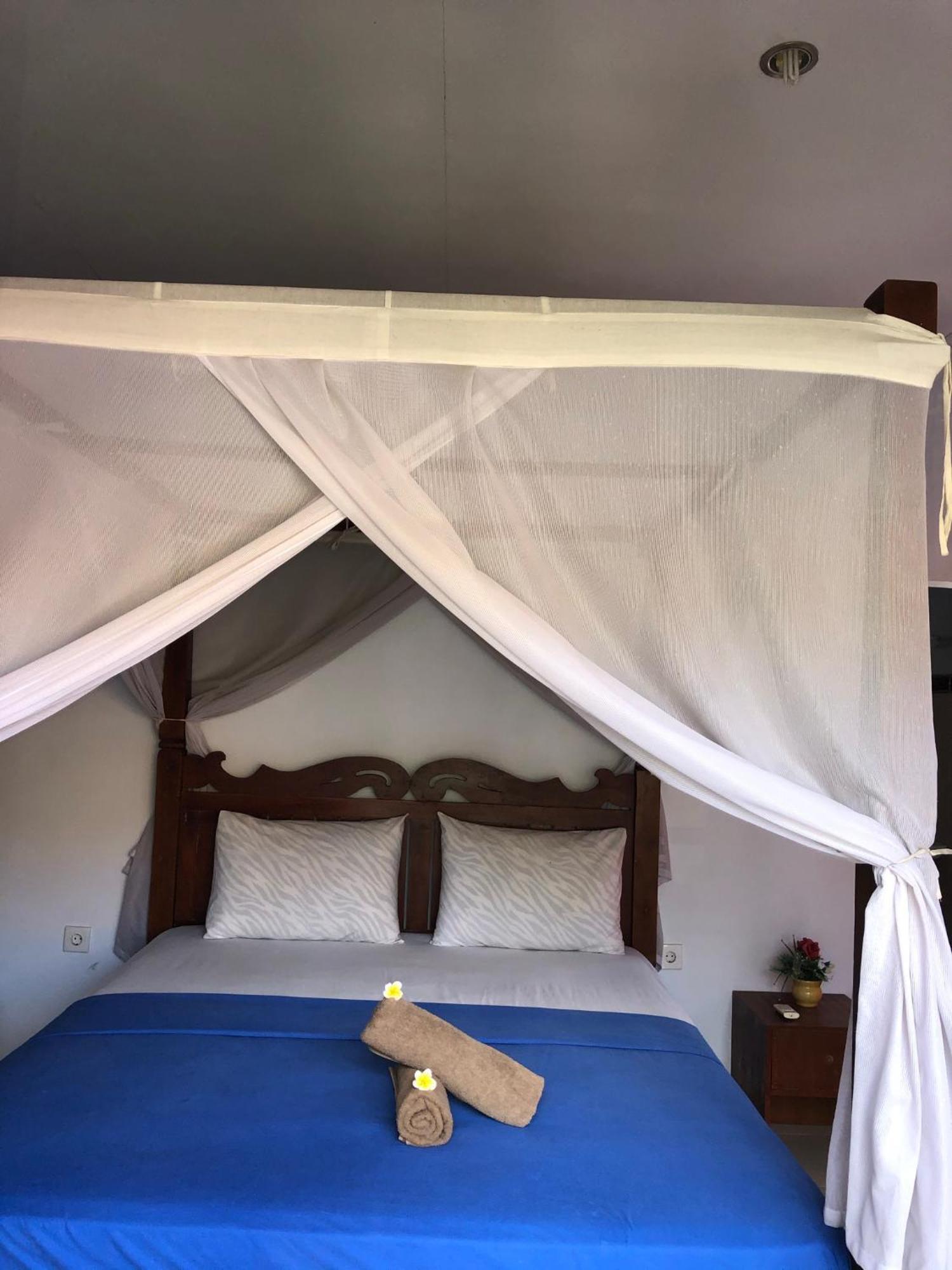 Tira Amed Homestay エクステリア 写真