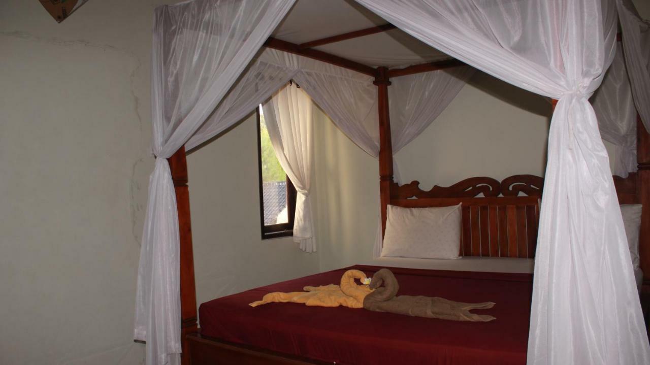 Tira Amed Homestay エクステリア 写真