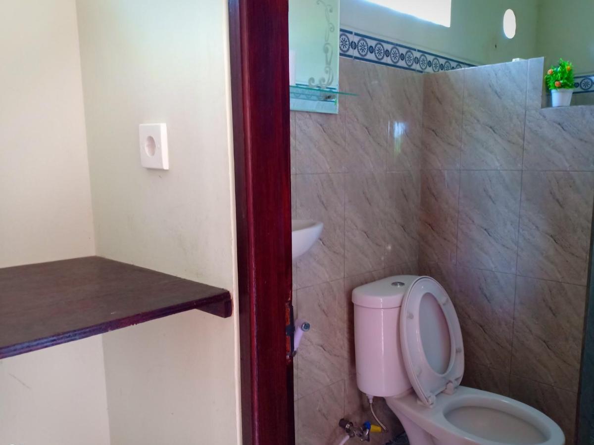Tira Amed Homestay エクステリア 写真