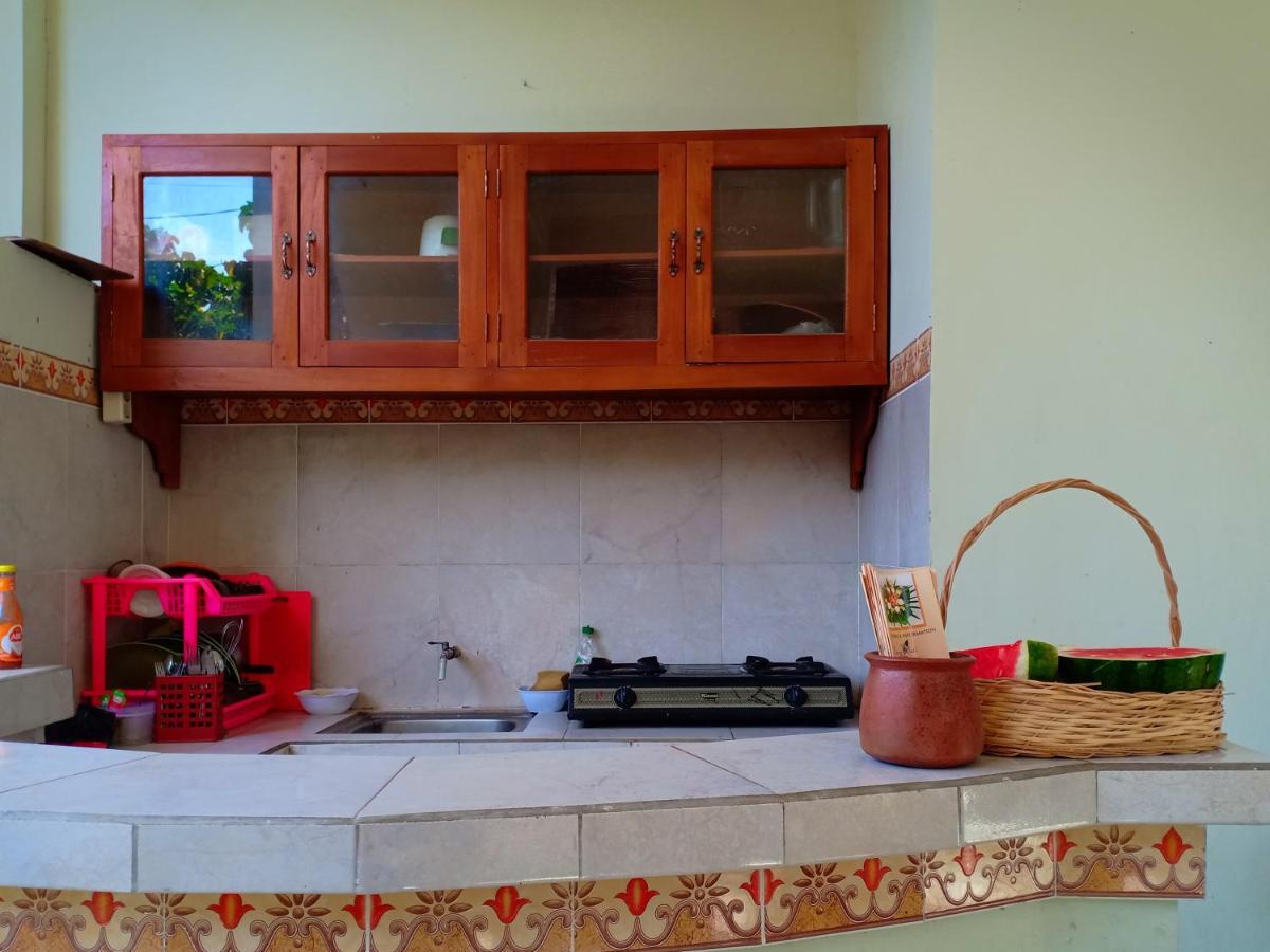 Tira Amed Homestay エクステリア 写真